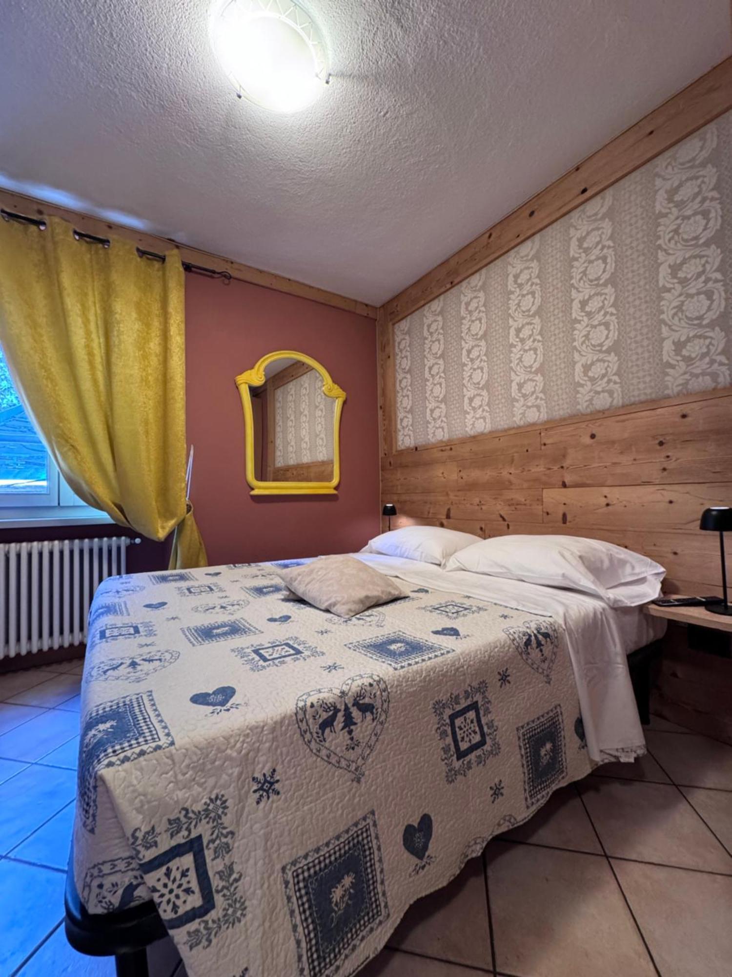 Reve En Ville Aosta Exterior photo